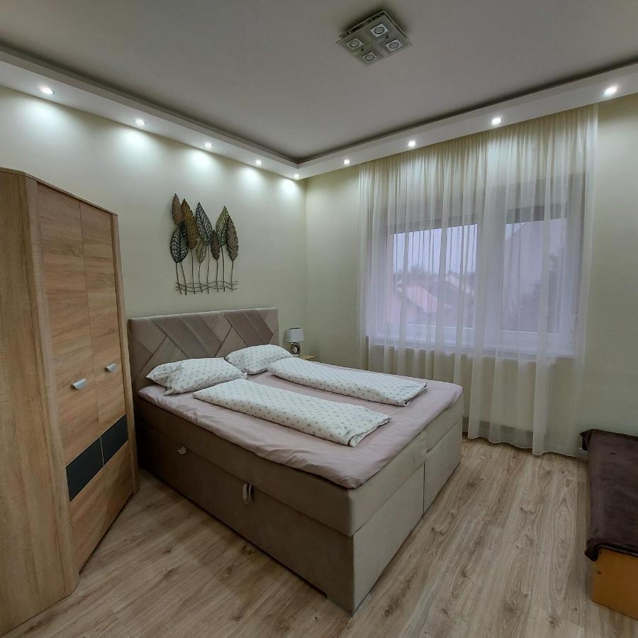 Ancsi Apartmant Кечкемет Экстерьер фото
